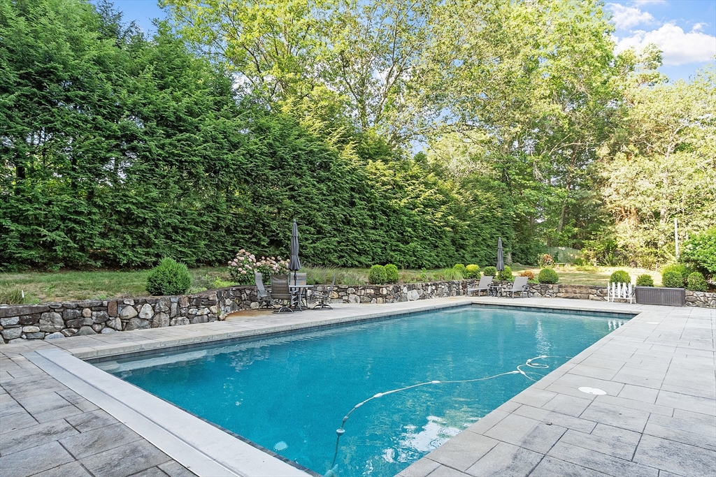 602 Main Street Concord, MA 01742 - Photo 7 of 42