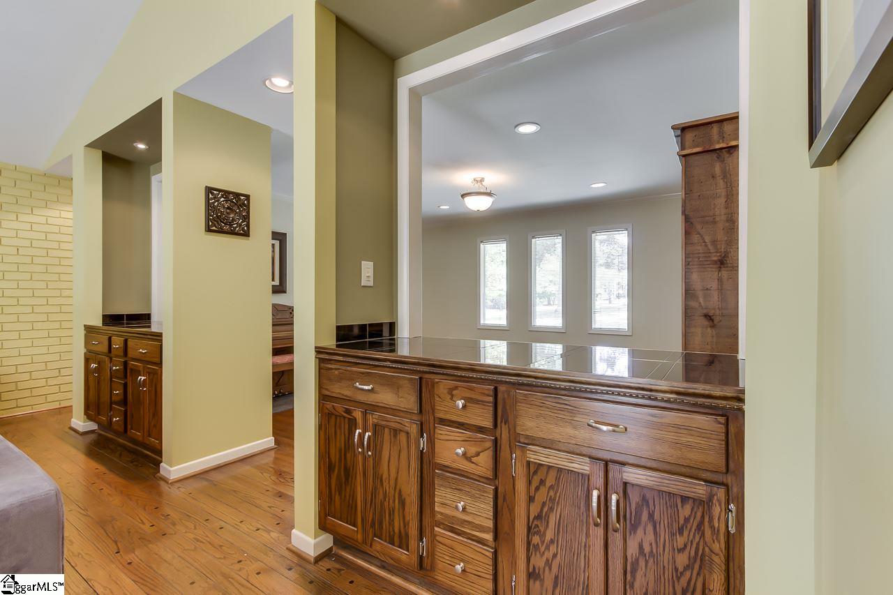 17 Pilgrims Point Road Greenville, SC 29615 - Photo 12 of 36 Gallery Image 12