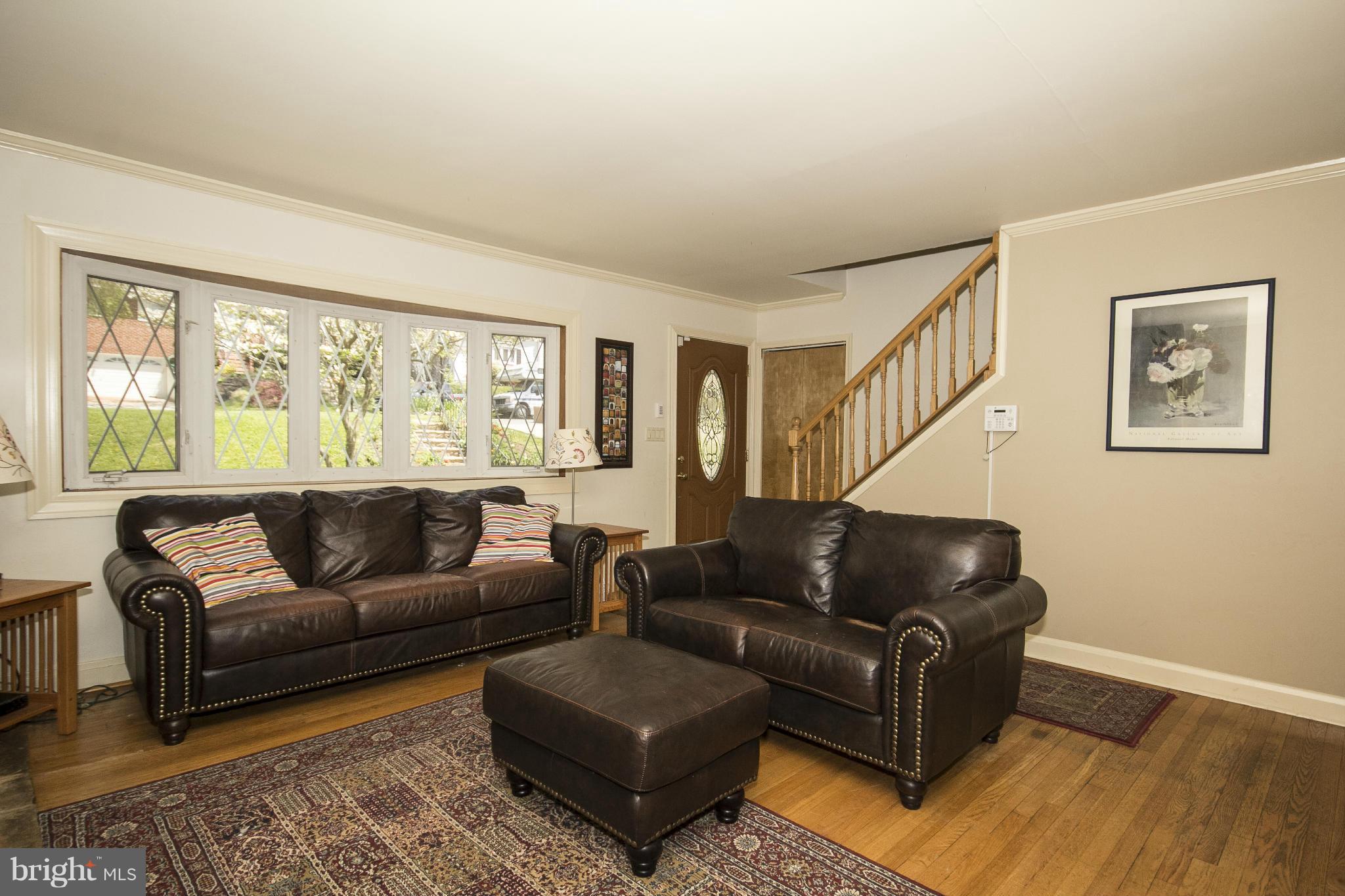 6718 Glenkirk Road Baltimore, MD 21239 - Photo 2 of 30 Living Room with Bay Window.