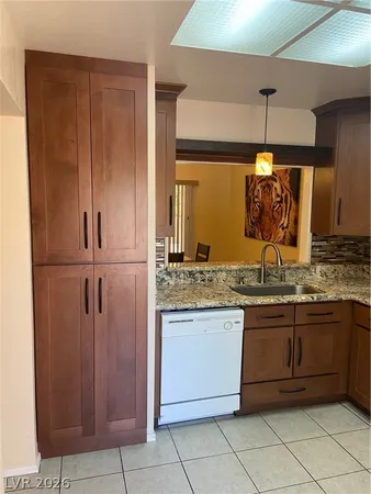 $2,195 | 2741 Sungold Drive, Las Vegas, NV 89134