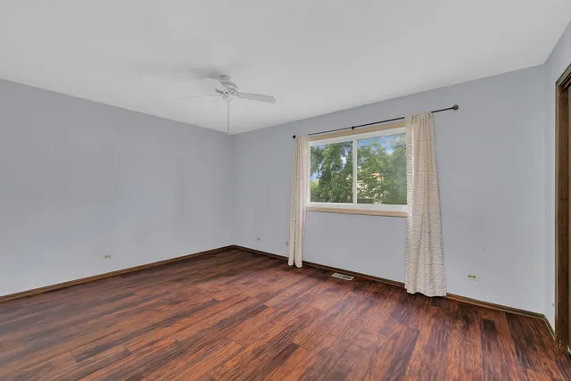 $340,000 | 534 Cottonwood Circle, Bolingbrook, IL 60440