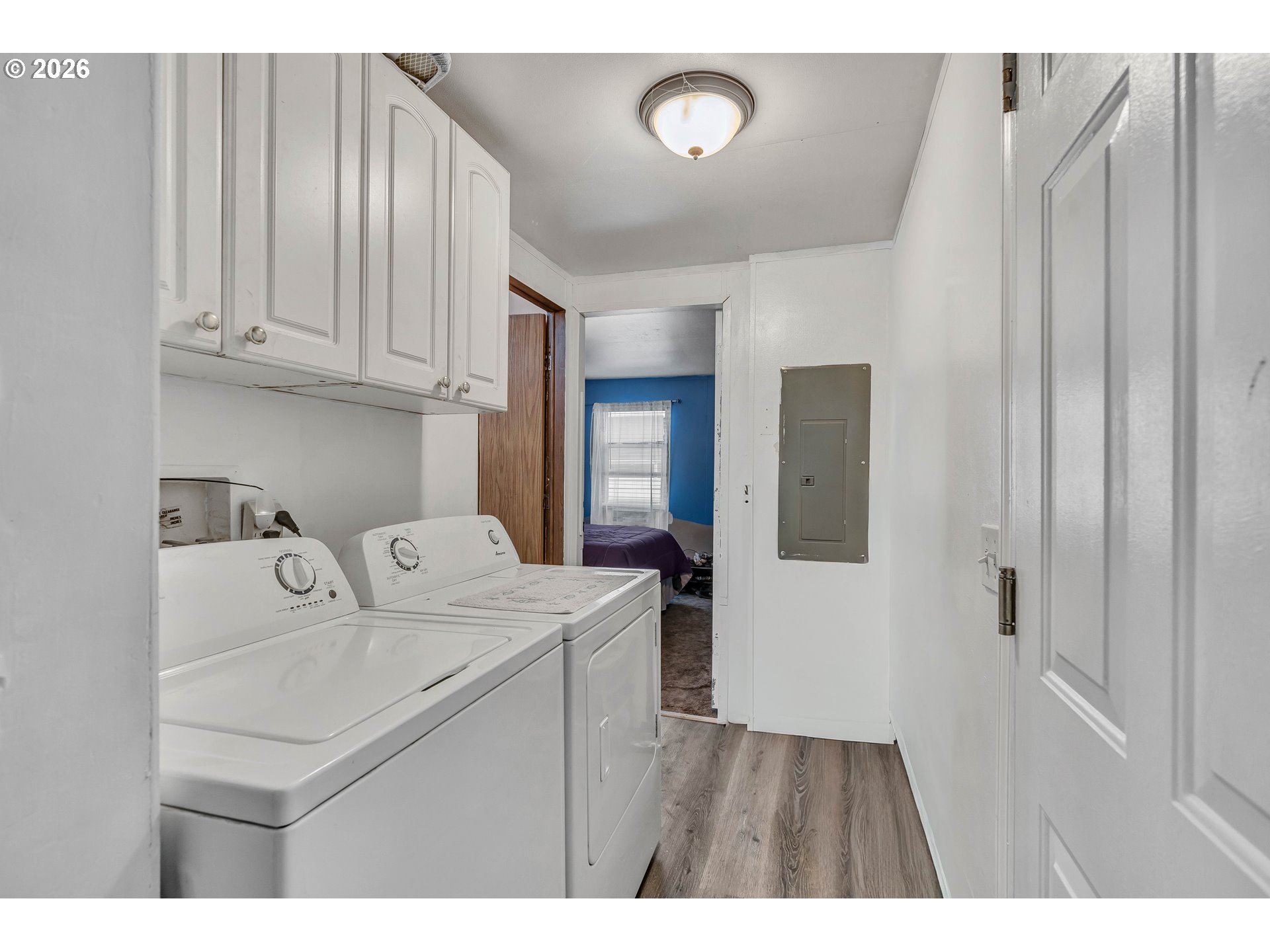 10038 South New Era Road, Unit 25 Canby, OR 97013 - Photo 17 of 39 a utility room with closet dryer and washer