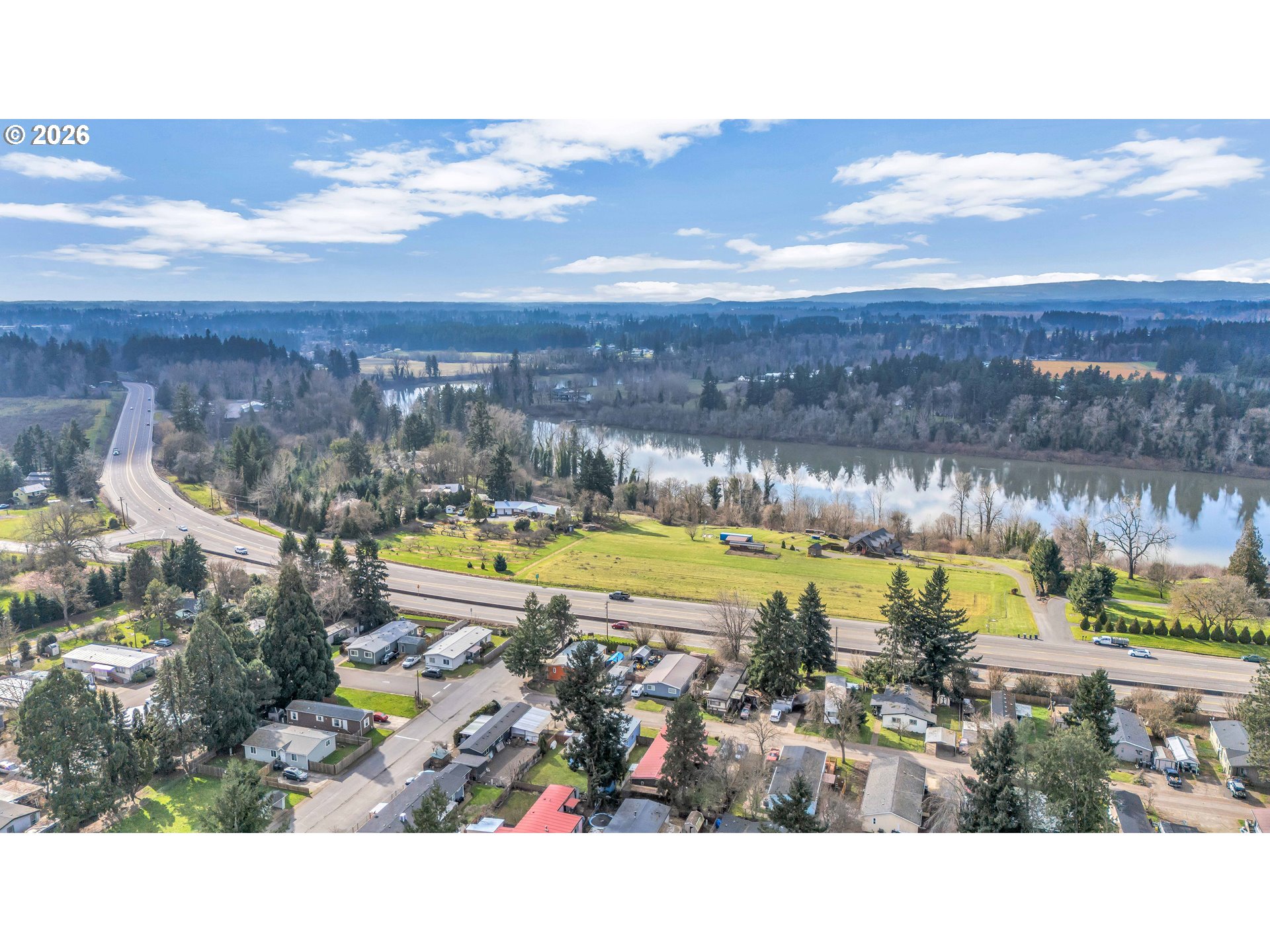 10038 South New Era Road, Unit 25 Canby, OR 97013 - Photo 38 of 39 a view of swimming pool and city