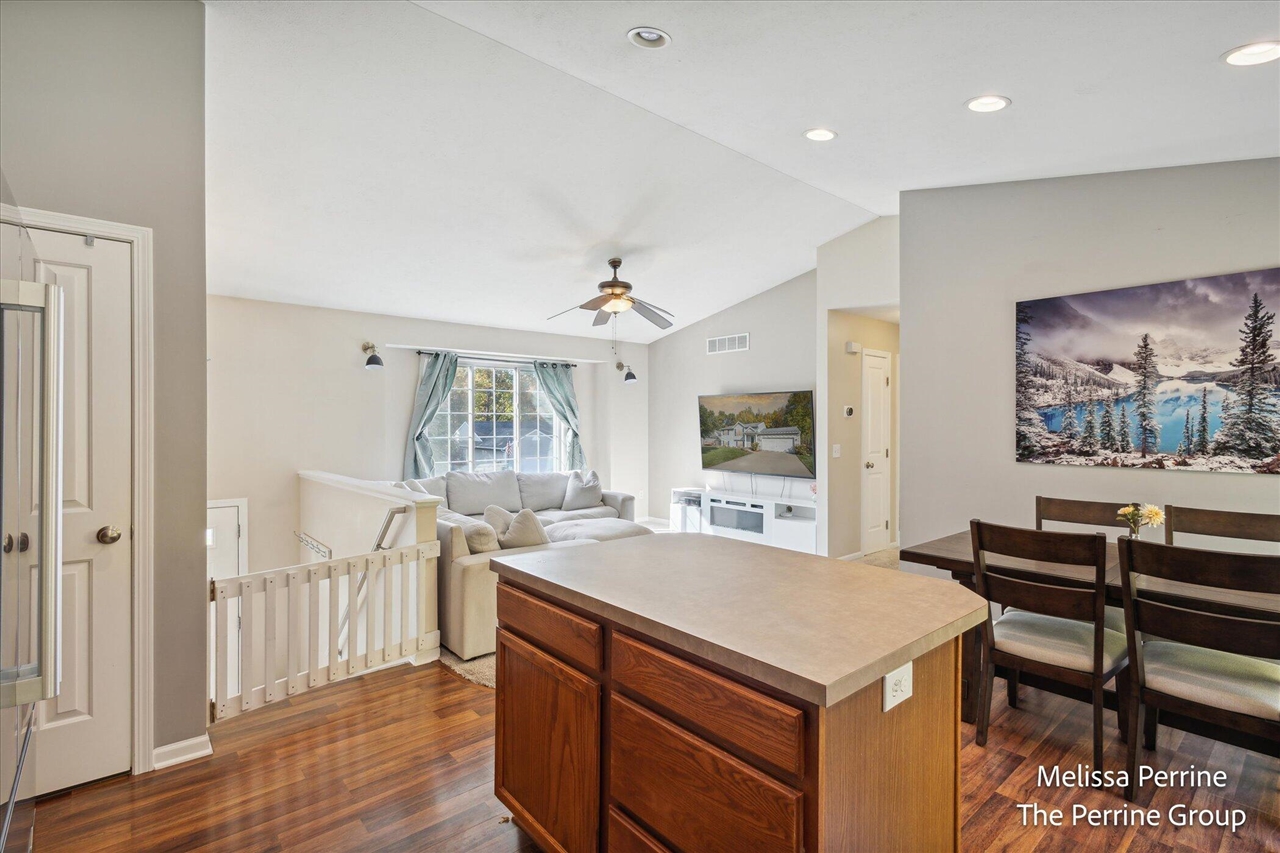 11233 Barnsley Road Lowell, MI 49331 - Photo 18 of 46 Gallery Image 18