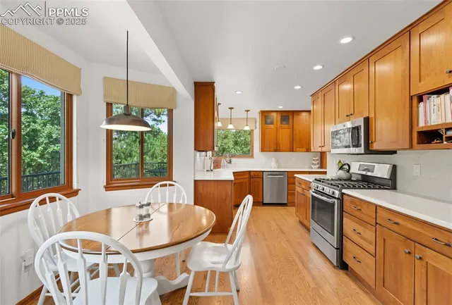 $769,000 | 20 Lowick Drive, Colorado Springs, CO 80906