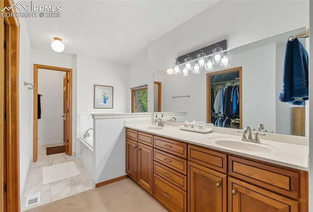 $769,000 | 20 Lowick Drive, Colorado Springs, CO 80906