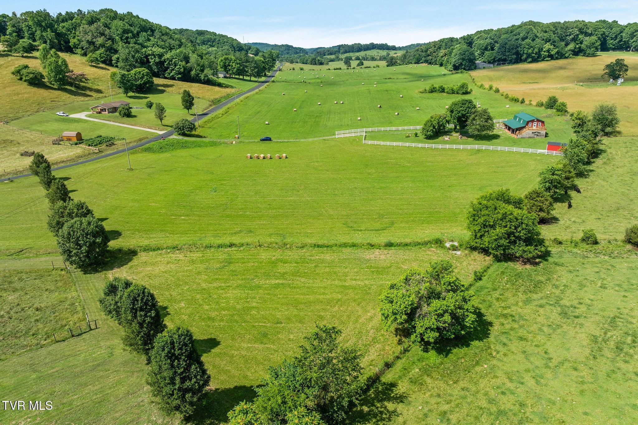 1115 Heritage Road North Chuckey, TN 37641 - Photo 9 of 68 DJI_0905