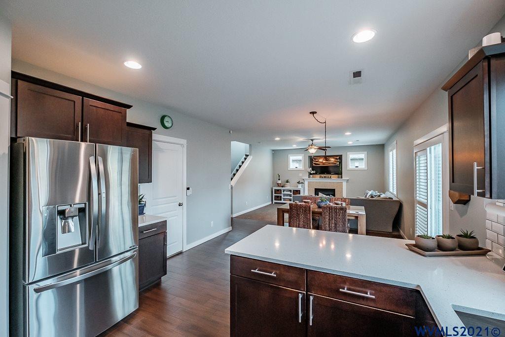 2672 Oak Ridge Street Northwest Albany, OR 97321 - Photo 12 of 41 Gallery Image 12