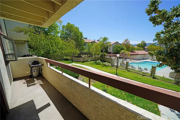 $2,950 | 28015 Sarabande Lane, Unit 1305, Canyon Country, CA 91387
