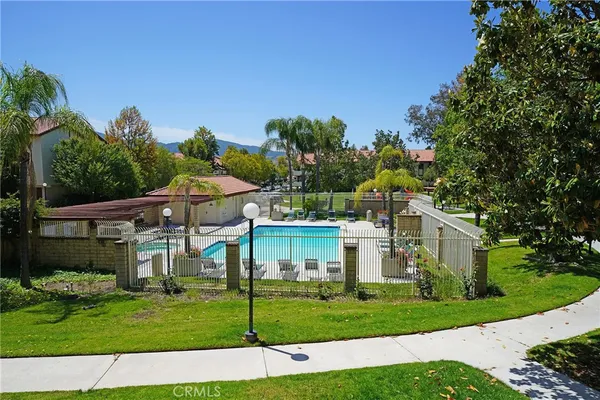 $2,950 | 28015 Sarabande Lane, Unit 1305, Canyon Country, CA 91387