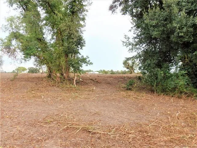 $104,000 | Lot 4 Privateer Boulevard, Barataria, LA 70036