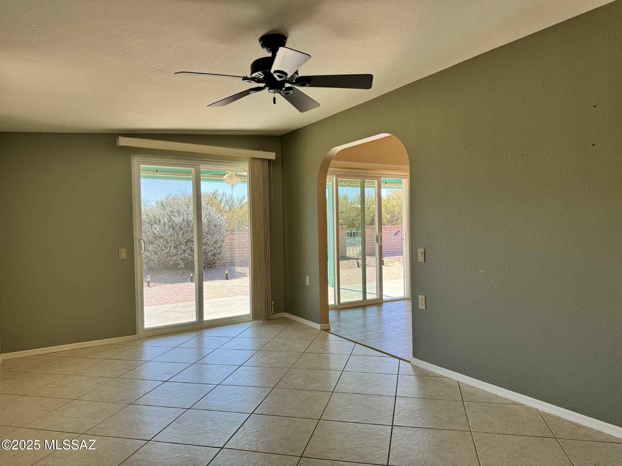 749 West Rio Moctezuma Green Valley, AZ 85614 - Photo 14 of 47 Gallery Image 14