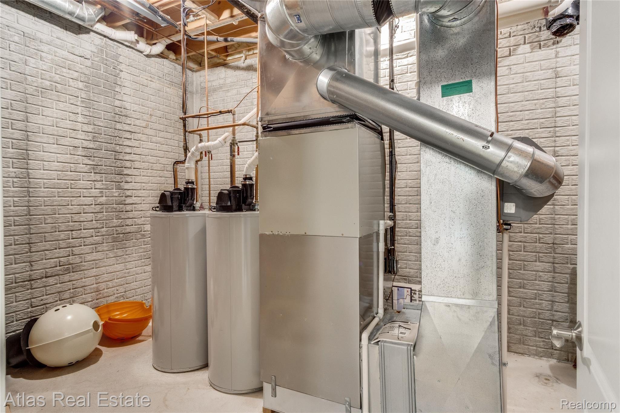 9077 Ridge Road Goodrich, MI 48438 - Photo 69 of 73 furnace room.jpg