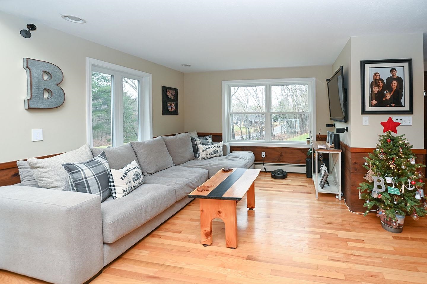 188 Shannon Road Salem, NH 03079 - Photo 4 of 37 Gallery Image 4