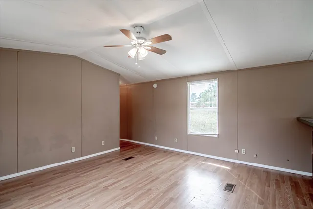 $750 | 1345 Farm To Market 405, Unit 1, Huntsville, TX 77320