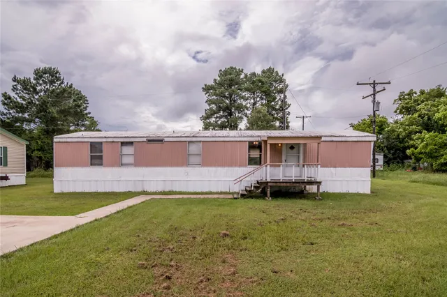 $750 | 1345 Farm To Market 405, Unit 1, Huntsville, TX 77320