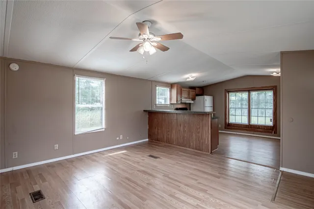 $750 | 1345 Farm To Market 405, Unit 1, Huntsville, TX 77320