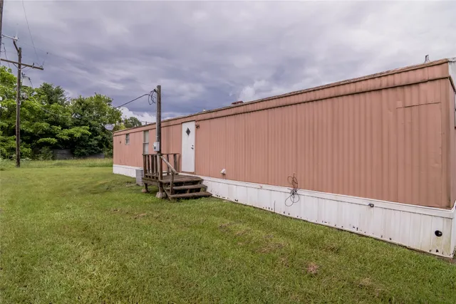 $750 | 1345 Farm To Market 405, Unit 1, Huntsville, TX 77320