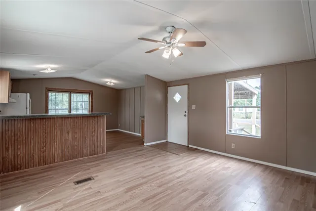 $750 | 1345 Farm To Market 405, Unit 1, Huntsville, TX 77320