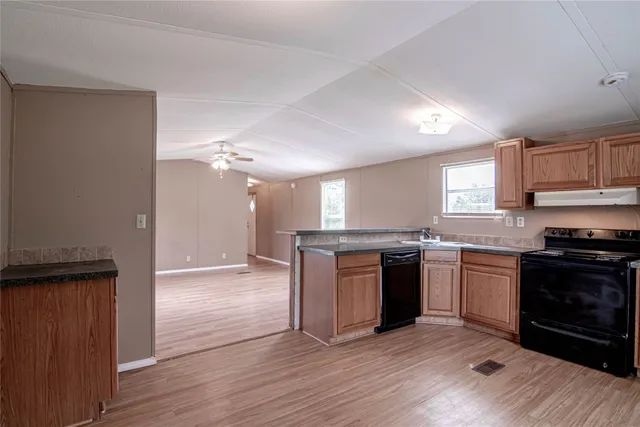 $750 | 1345 Farm To Market 405, Unit 1, Huntsville, TX 77320