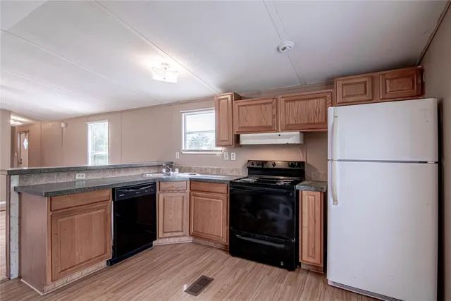 $750 | 1345 Farm To Market 405, Unit 1, Huntsville, TX 77320