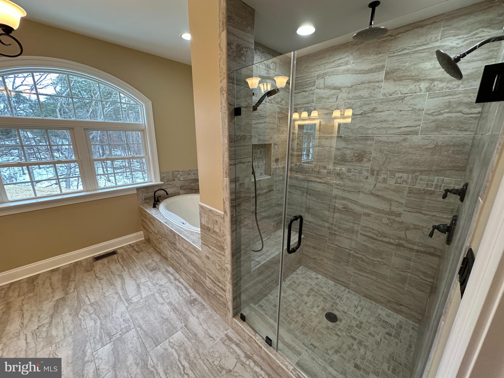 125 Split Rdg Lane Winchester, VA 22602 - Photo 20 of 35 Gallery Image 20