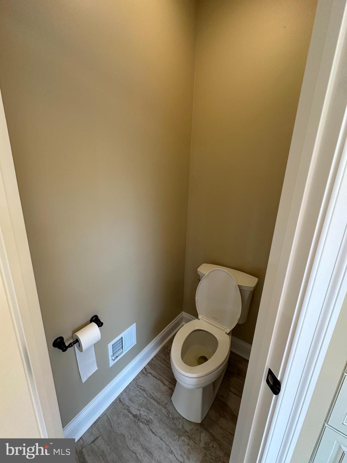125 Split Rdg Lane Winchester, VA 22602 - Photo 24 of 35 Gallery Image 24