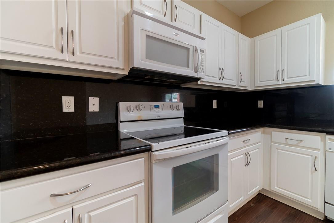 9315 Breakers Row Fort Pierce, FL 34945 - Photo 10 of 32 Photo 10