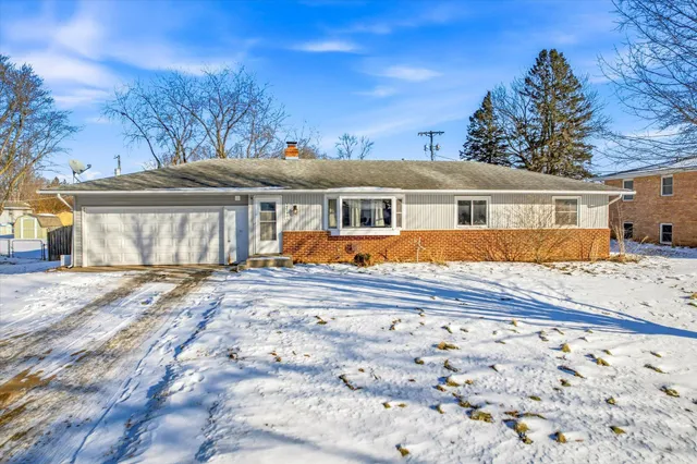 $315,000 | 3445 Lester Avenue, Hastings, MN 55033