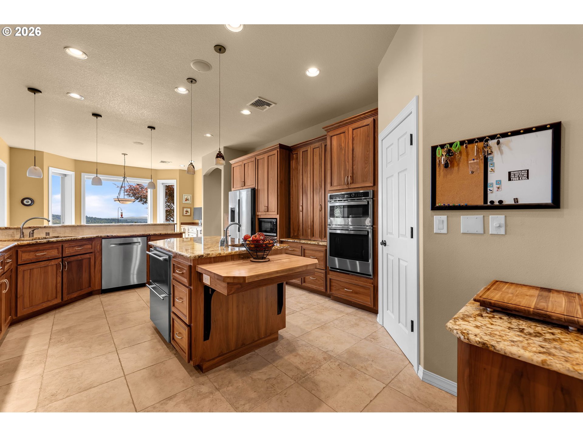 491 Sapphire Road Woodland, WA 98674 - Photo 11 of 48 Kitchen