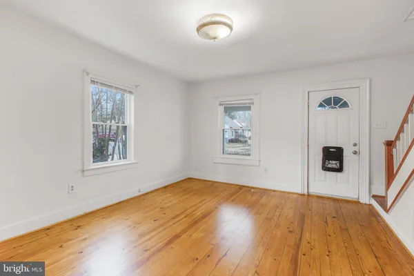 $1,725 | 918 Mercer Street, Fredericksburg, VA 22401