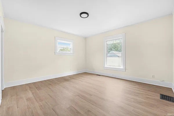 $204,900 | 110 North Sheridan Street, Kendallville, IN 46755