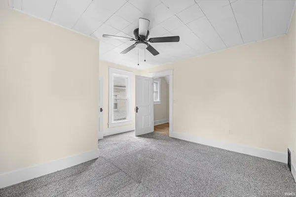 $209,900 | 110 North Sheridan Street, Kendallville, IN 46755