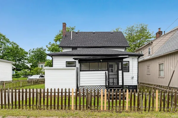 $209,900 | 110 North Sheridan Street, Kendallville, IN 46755