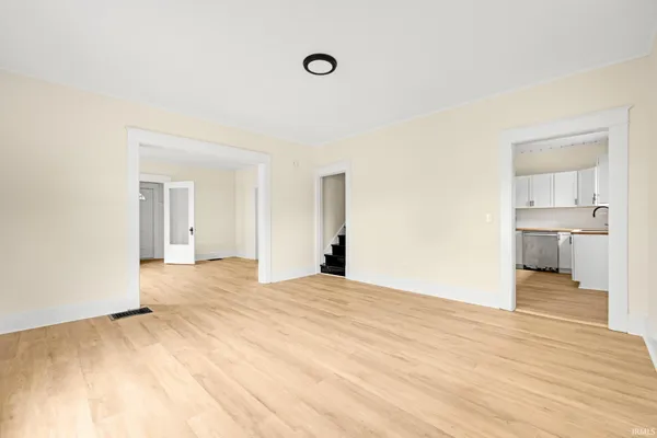 $209,900 | 110 North Sheridan Street, Kendallville, IN 46755