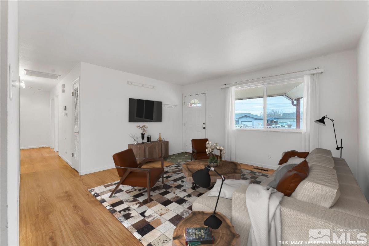 643 Ibis Lane Reno, NV 89503 - Photo 6 of 40 Photo 6