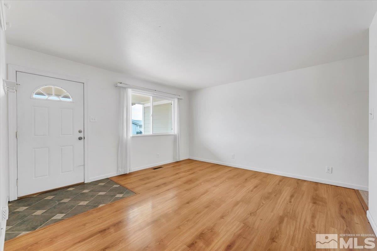 643 Ibis Lane Reno, NV 89503 - Photo 7 of 40 Photo 7