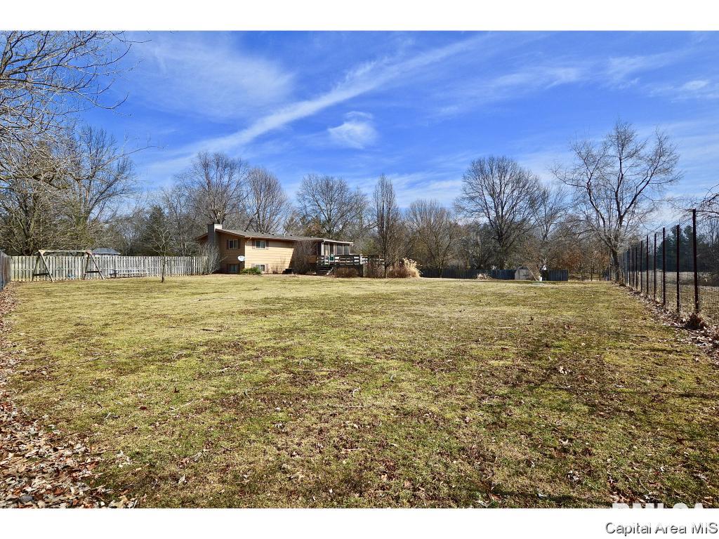 4920 Whispering Lane Rochester, IL 62563 - Photo 33 of 35