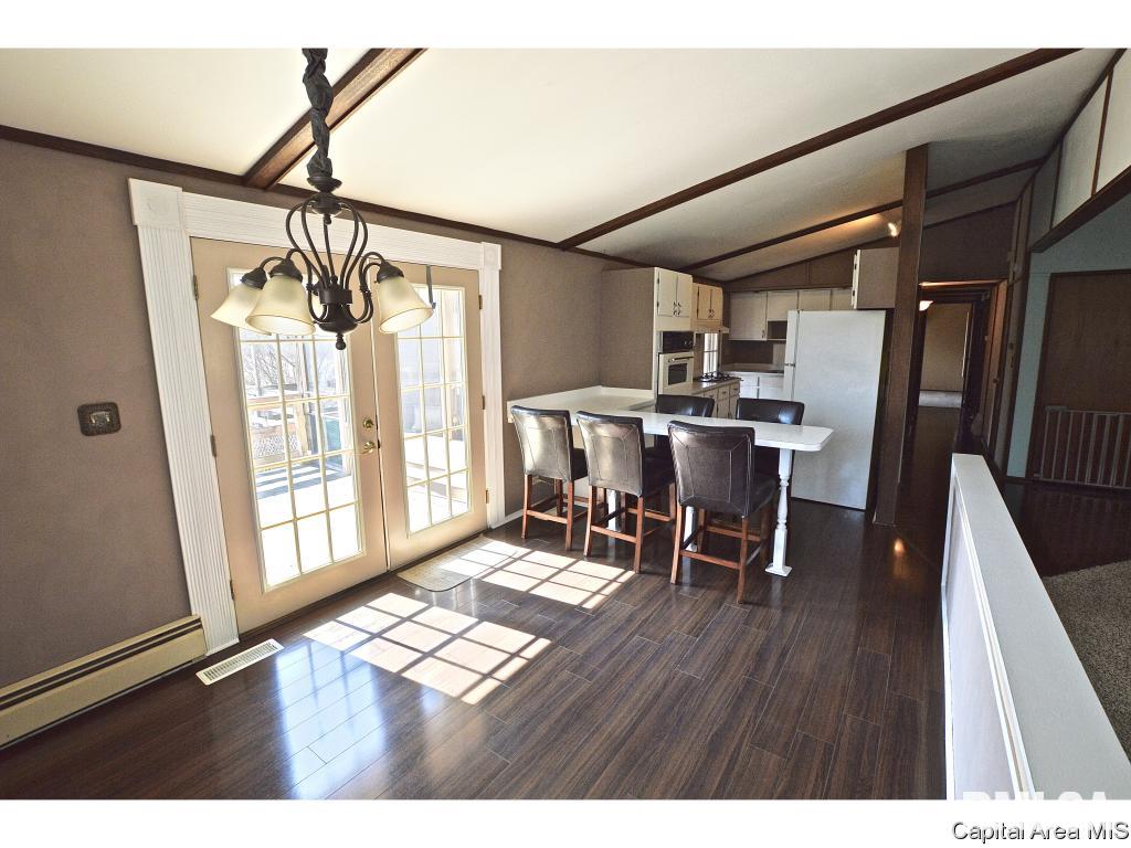 4920 Whispering Lane Rochester, IL 62563 - Photo 8 of 35