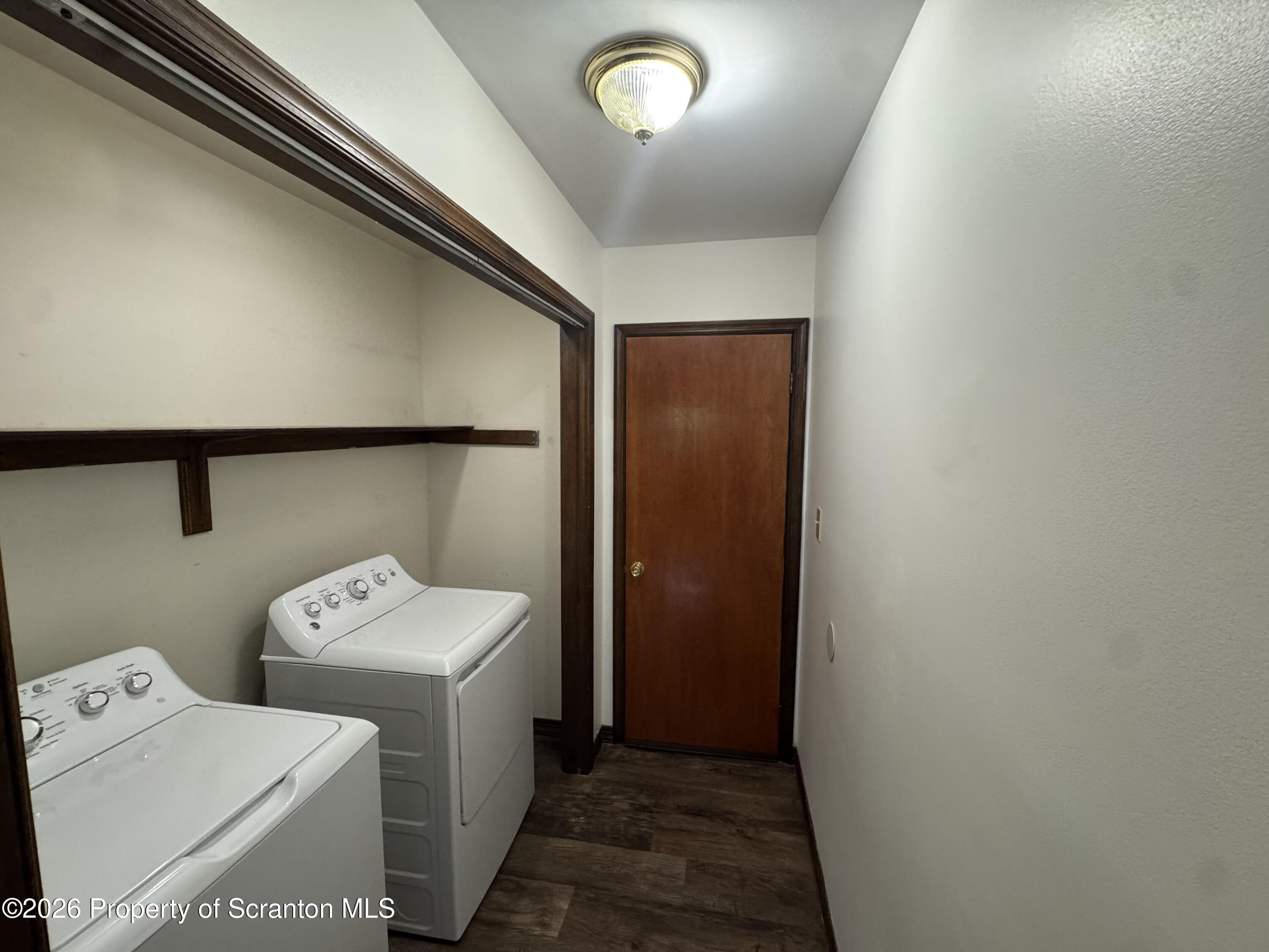 23 East Mountain Road, Unit B Scranton, PA 18505 - Photo 8 of 19 IMG_7588