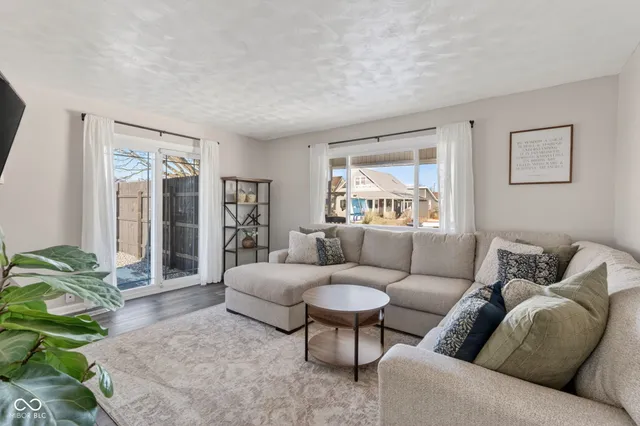 $199,900 | 2719 North A Street, Elwood, IN 46036