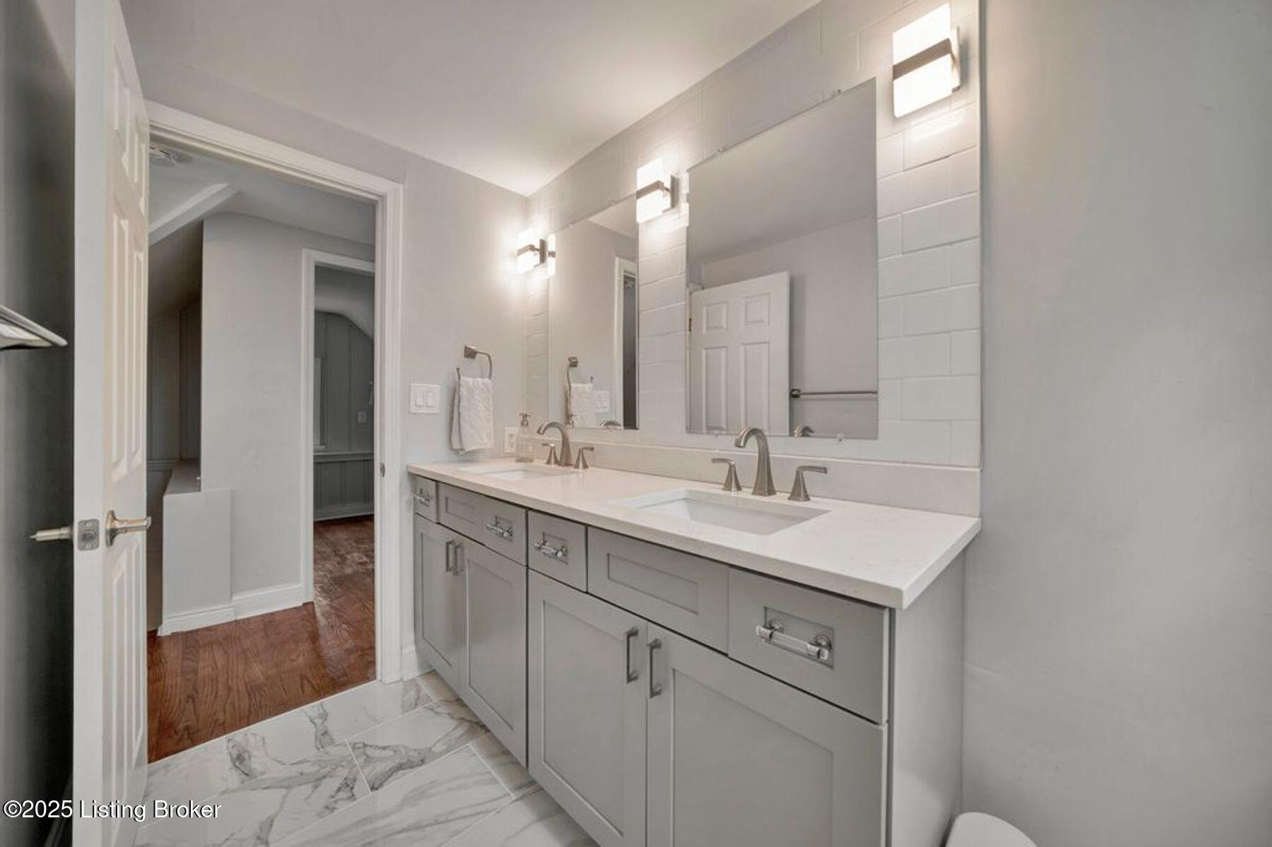 303 Oread Road Louisville, KY 40207 - Photo 48 of 73 photo_online_047