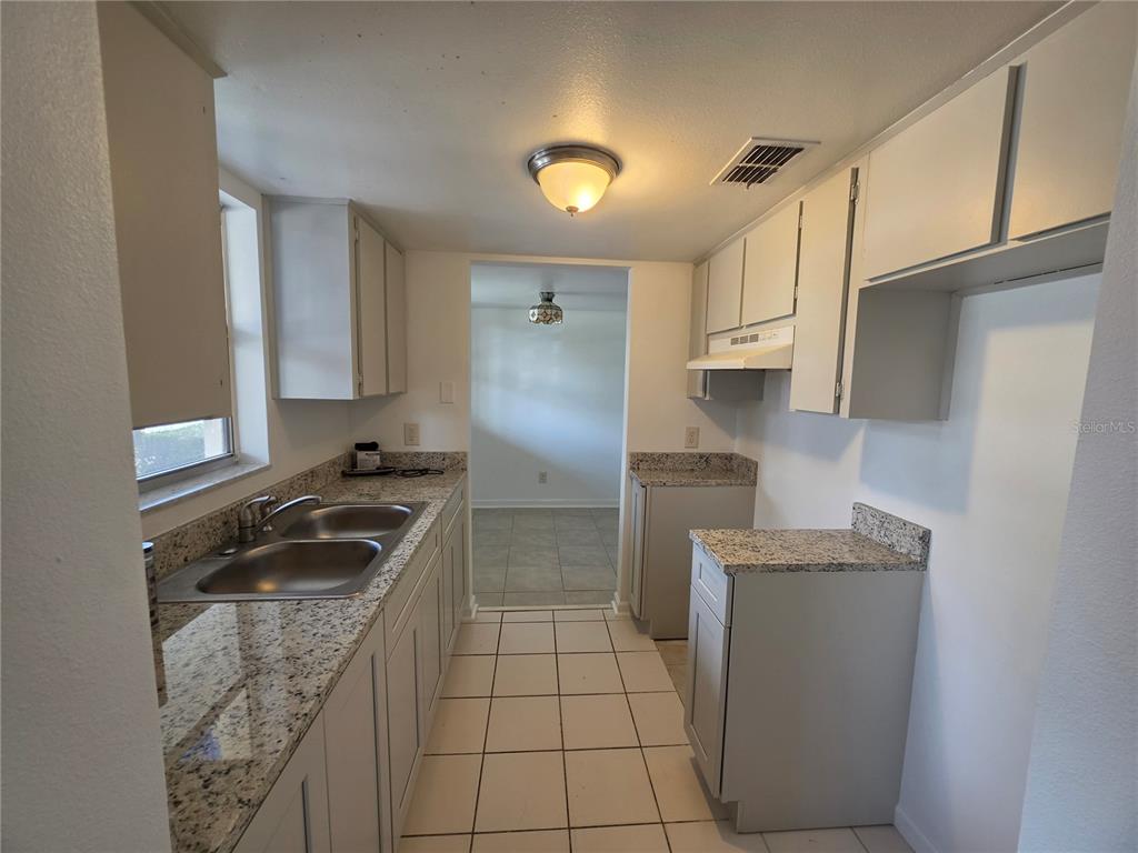 5521 Bay Boulevard, Unit 102 Port Richey, FL 34668 - Photo 3 of 8