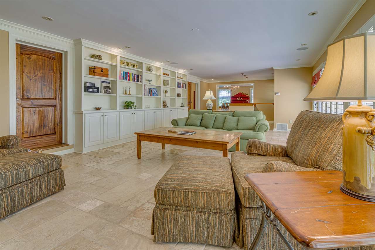453 Greenfield Road Memphis, TN 38117 - Photo 12 of 25 Gallery Image 12