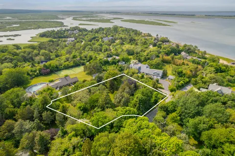 $1,195,000 | 157 Scudder's Lane, Barnstable, MA 02630
