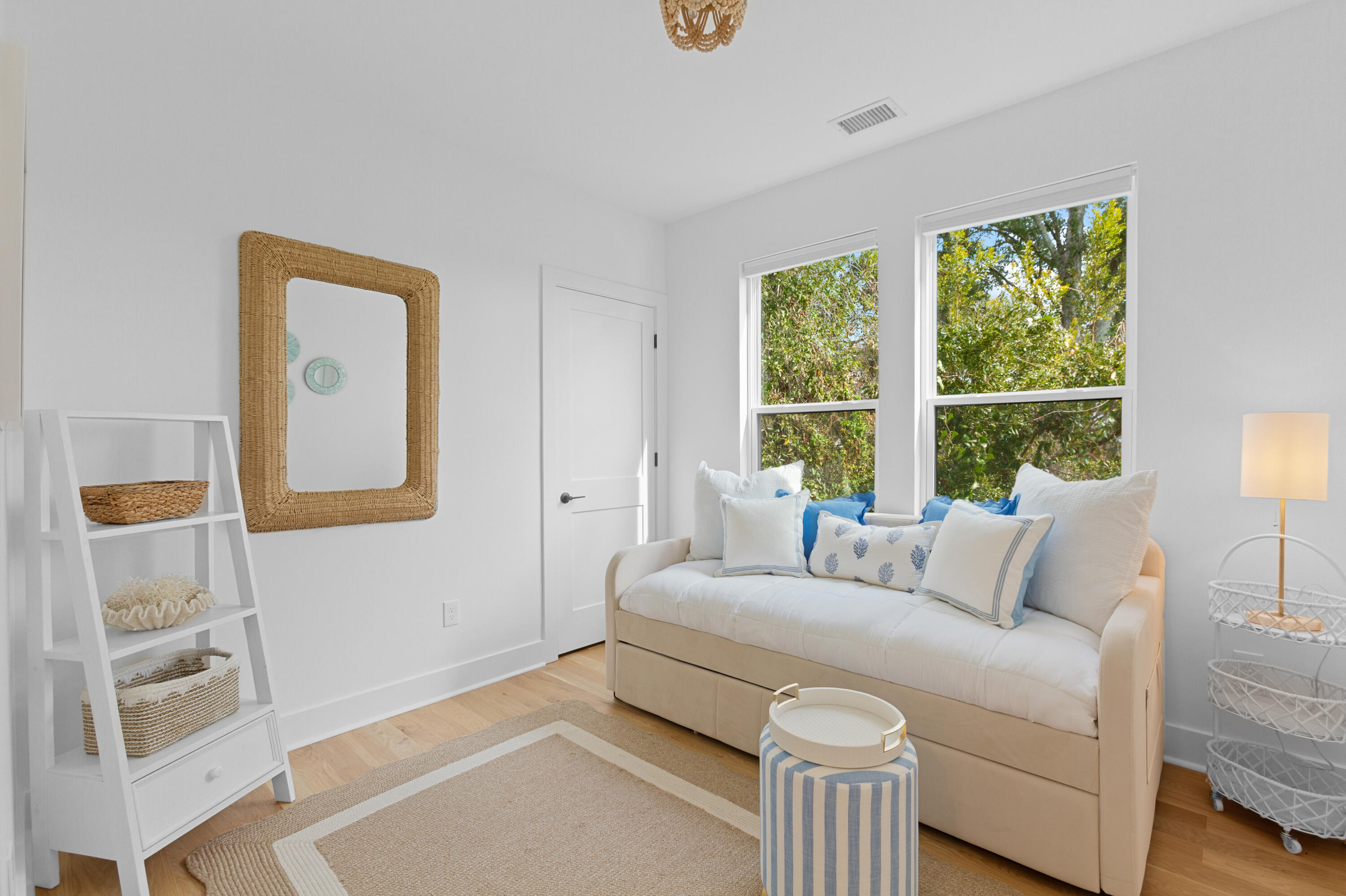 804 Sprague Street Charleston, SC 29412 - Photo 33 of 45 804SpragueSt.NicoleBurbgePhoto-25
