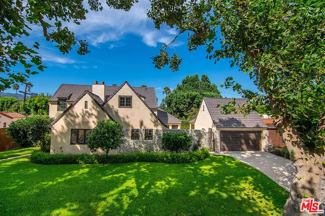 $9,400 | 4339 Mariota Avenue, Toluca Lake, CA 91602