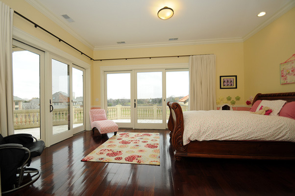 10 Ruffled Feathers Drive Lemont, IL 60439 - Photo 18 of 25 a living room with furniture and large windows