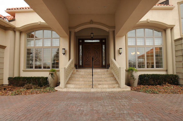 10 Ruffled Feathers Drive Lemont, IL 60439 - Photo 2 of 25 a front view of a house with a yard