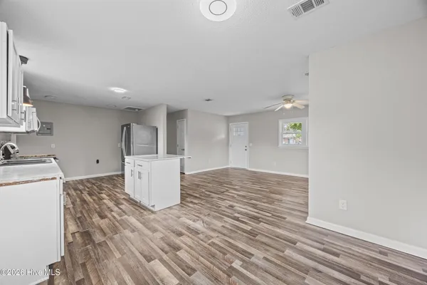 $2,300 | 26 Stoney Road, Castle Hayne, NC 28429